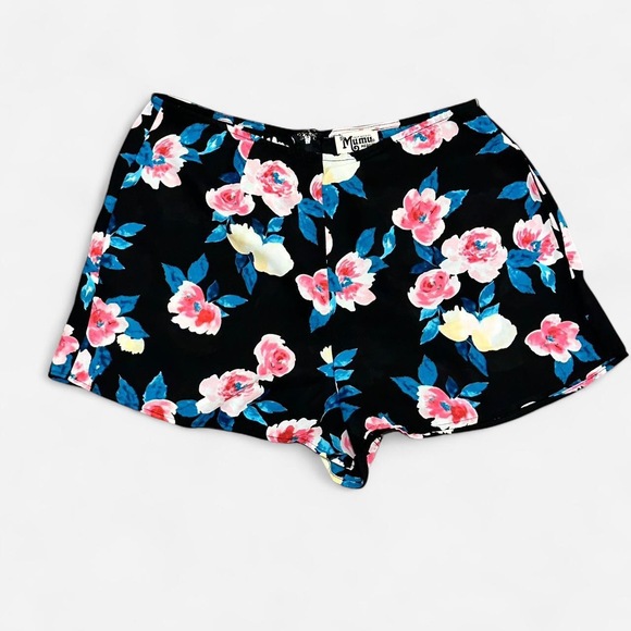 Show me your mumu Pants - Floral Micro Mini Shorts | SMYM Show Me Your Mumu Black Pink Sawyer Shorts